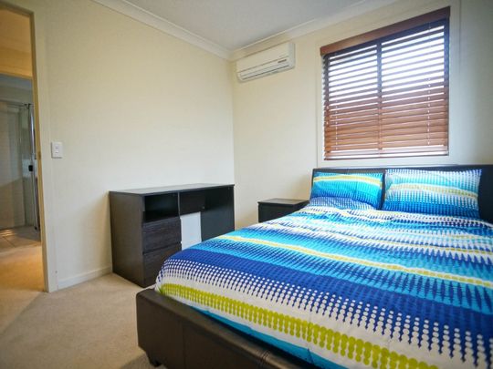 23 Lockwood Place, Molendinar - Photo 1