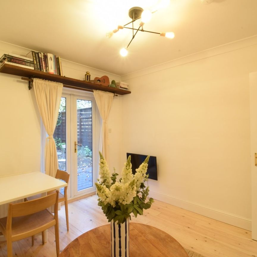 1 Bed Flat, Latimer Road, W10 - Photo 1