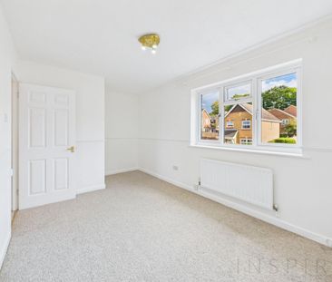 2 bedroom semi-detached house to rent - Photo 2