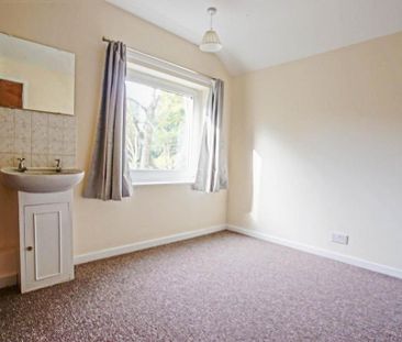 5 bedroom house to rent - Photo 2