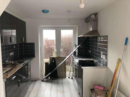 Luton, LU4 - Photo 1