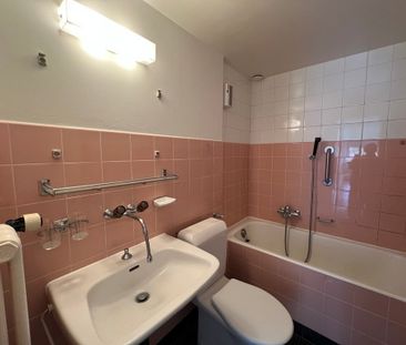 Logement dans un quartier verdoyant - Photo 5