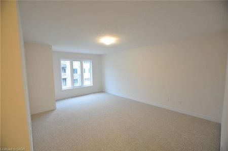 For Lease - 77 Diana Avenue Unit# 28, Brantford, Ontario - Photo 2