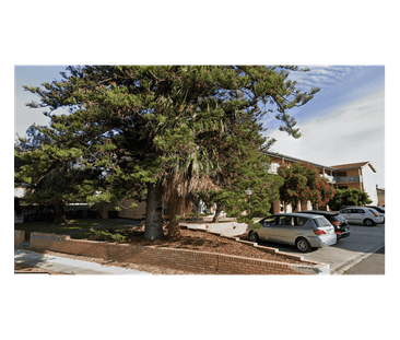 Bright, Spacious & Convenient 2-Bedroom Unit in Prime Location - Photo 1