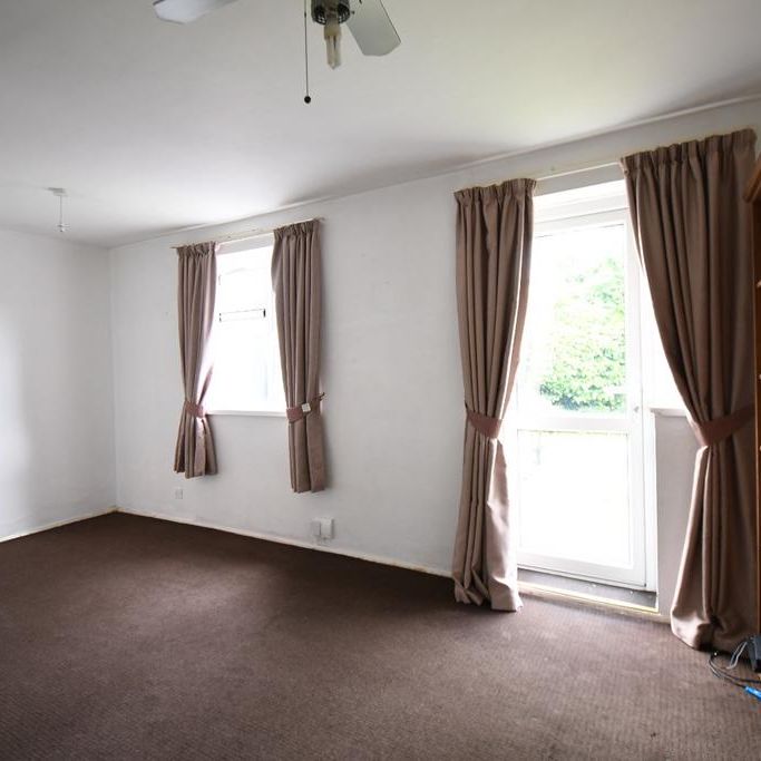 1 bedroom ground floor flat to rent - Photo 1