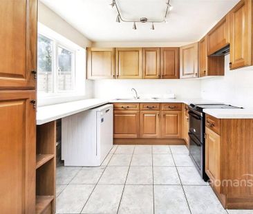 3 bedroom terraced house to rent - Photo 6
