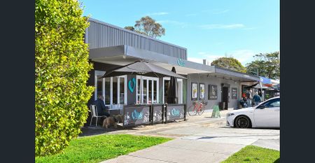 Exceptional Family Home With Water And National Park Views - Photo 3