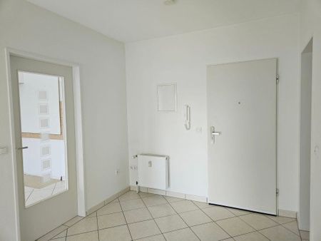 * Hochwertig ausgestattete 2-Zimmer-Wohnung mit Balkon zu vermieten! * Aufzug vorhanden! - Foto 5