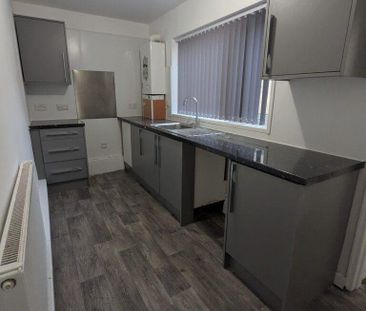 2 bedroom terraced house to rent - Photo 6