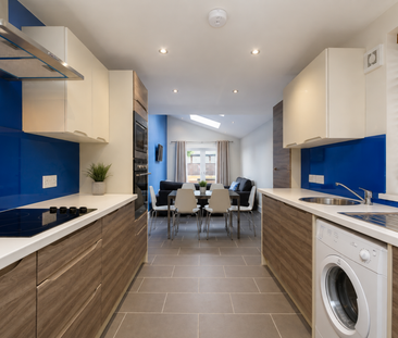 1 bedroom in a house share to rent - Photo 2