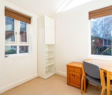 2 bedroom flat to rent - Photo 6