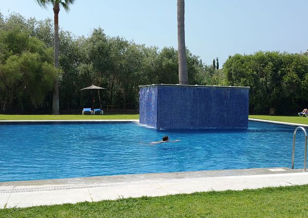 East facing apartment with views of the Bird Sanctuary and the Guadiaro river