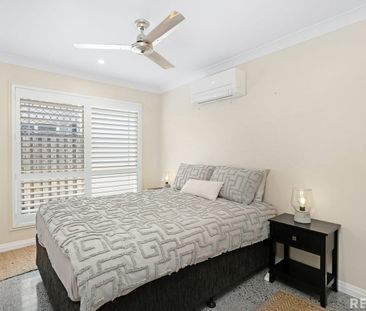 Spacious Family Home with Outdoor Entertaining - Photo 4