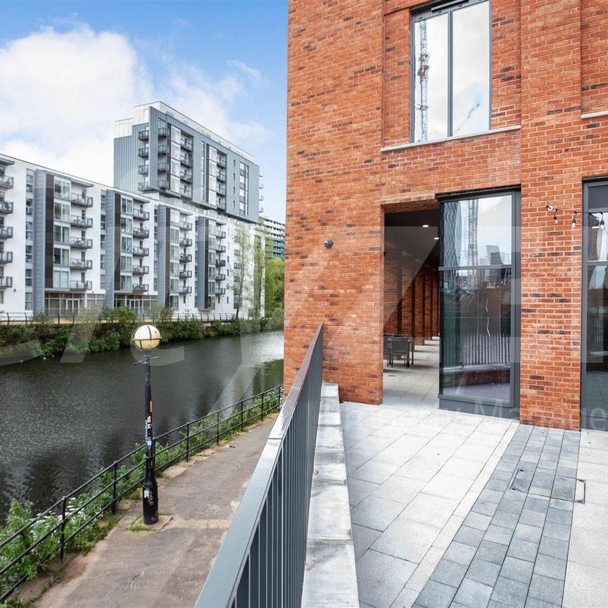 Silkbank Wharf, 21 Derwent Street, Manchester - Photo 1