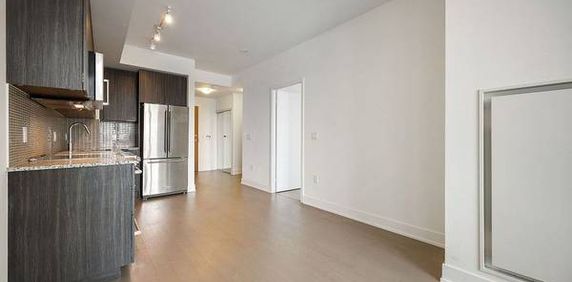 Mimico/Lake Shore-Mod Bright 1Bd+Den, P, Locker Utilities Incl - Photo 2