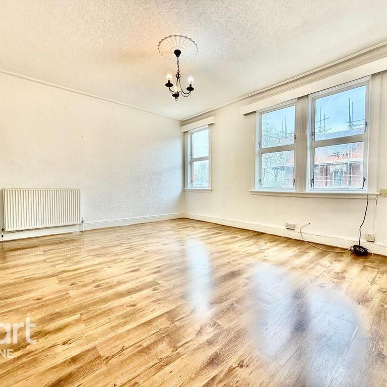 2 bedroom flat to rent - Photo 1