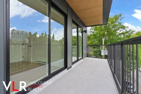 Condo in Vancouver East Side, BC - Photo 4
