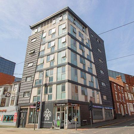 3 bedroom flat to rent - Photo 4