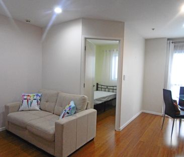 Great City Living - Fully Furnished Apartment - Photo 2