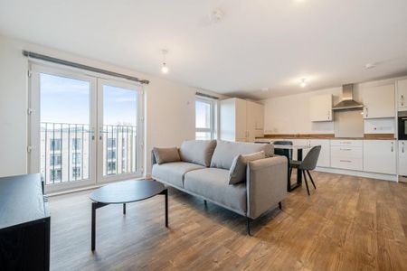 3 bedroom flat to rent - Photo 2