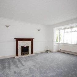 Abbey Gardens, Canterbury, CT2 7EU, Kent - Photo 1