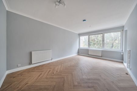 Flat to rent - East Street, London, SE17 - Photo 3