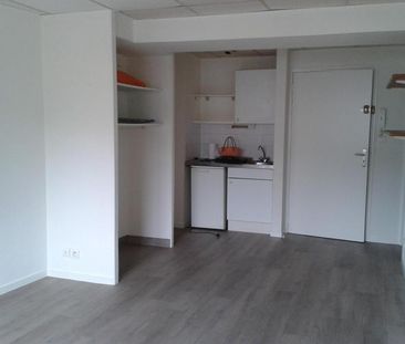 Location Appartement 2 pièces 33m² NANTES 44000 - Photo 2