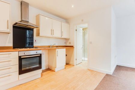 1 bedroom apartment to rent - Photo 2