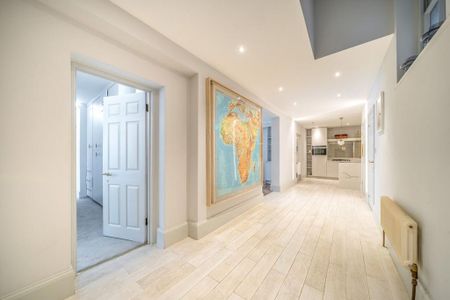 3 bedroom flat to rent - Photo 2