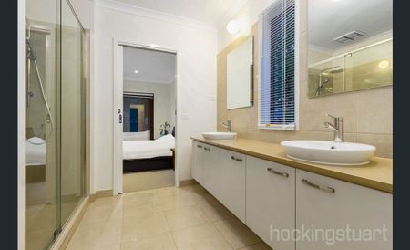 20 Rotherwood Drive, Malvern East - Photo 4