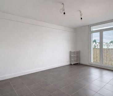 Appartement à louer 4 pièces • 71,02 m2 Joinville-le-Pont - Photo 2