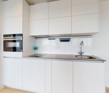 Studio to rent - Photo 2