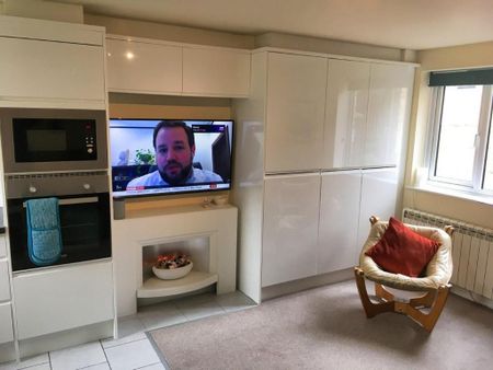 Studio to rent - Photo 3