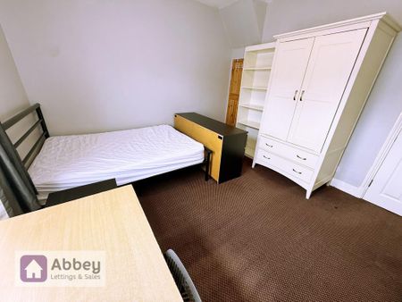 4 bedroom house to rent - Photo 3