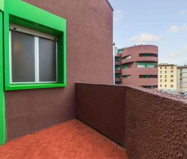 Single room in Via Ponte All'Asse - Photo 2