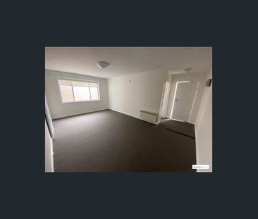 This tidy and well‑located unit in Fairfield provides excellent acc... - Photo 3