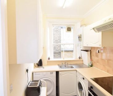 Room in a Shared Flat, Madeley Road, W5 - Photo 1