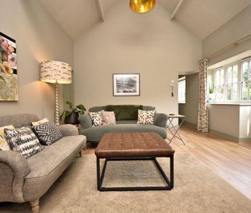 2 bedroom semi-detached bungalow to rent - Photo 3