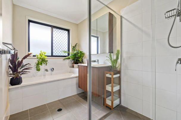 14 Hampton Street, - Photo 1