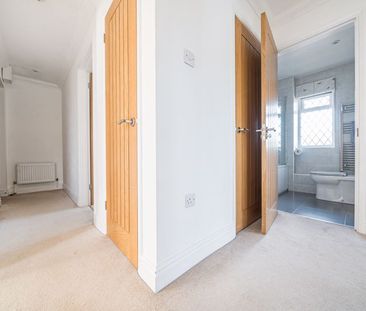 Headley Road, Grayshott, Hindhead, Surrey, GU26 - Photo 5