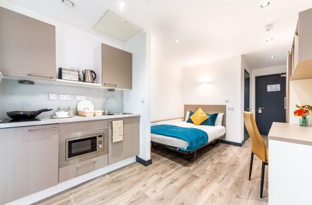 Studio to rent - Photo 2