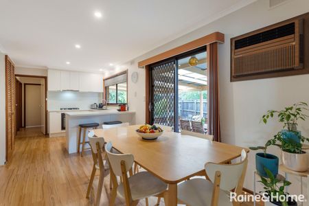 Peaceful Court Convenience with Family Appeal - Photo 3