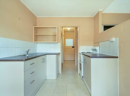 2/18 Lendrum St Newtown - Photo 3