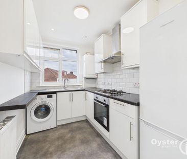3 bedroom apartment to rent - Photo 2