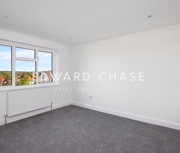 3 bedroom semi-detached house to rent - Photo 6