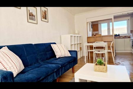 1 Bed Flat, Northfield Farm Road, EH8 - Photo 4