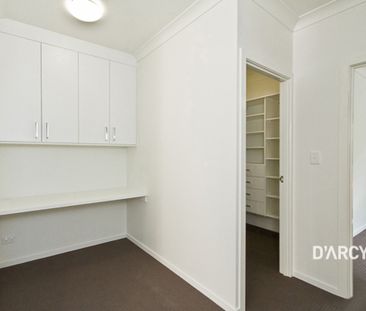 2/834 WATERWORKS RD - Photo 1