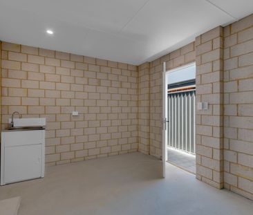 Two Bedroom Unit in Baldivis - Photo 2