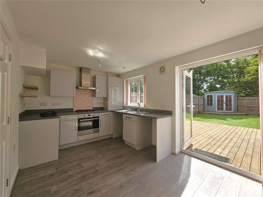 3 bedroom terraced house to rent - Photo 1