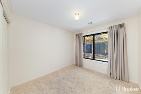 15 Saltbush Street, Harrison ACT 2914 - House For Rent | Domain - Photo 2